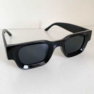 New thick frame black sunglasses